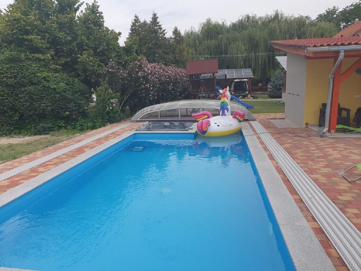 Ponty Orso Vendeghaz Villa Nagybaracska ภายนอก รูปภาพ
